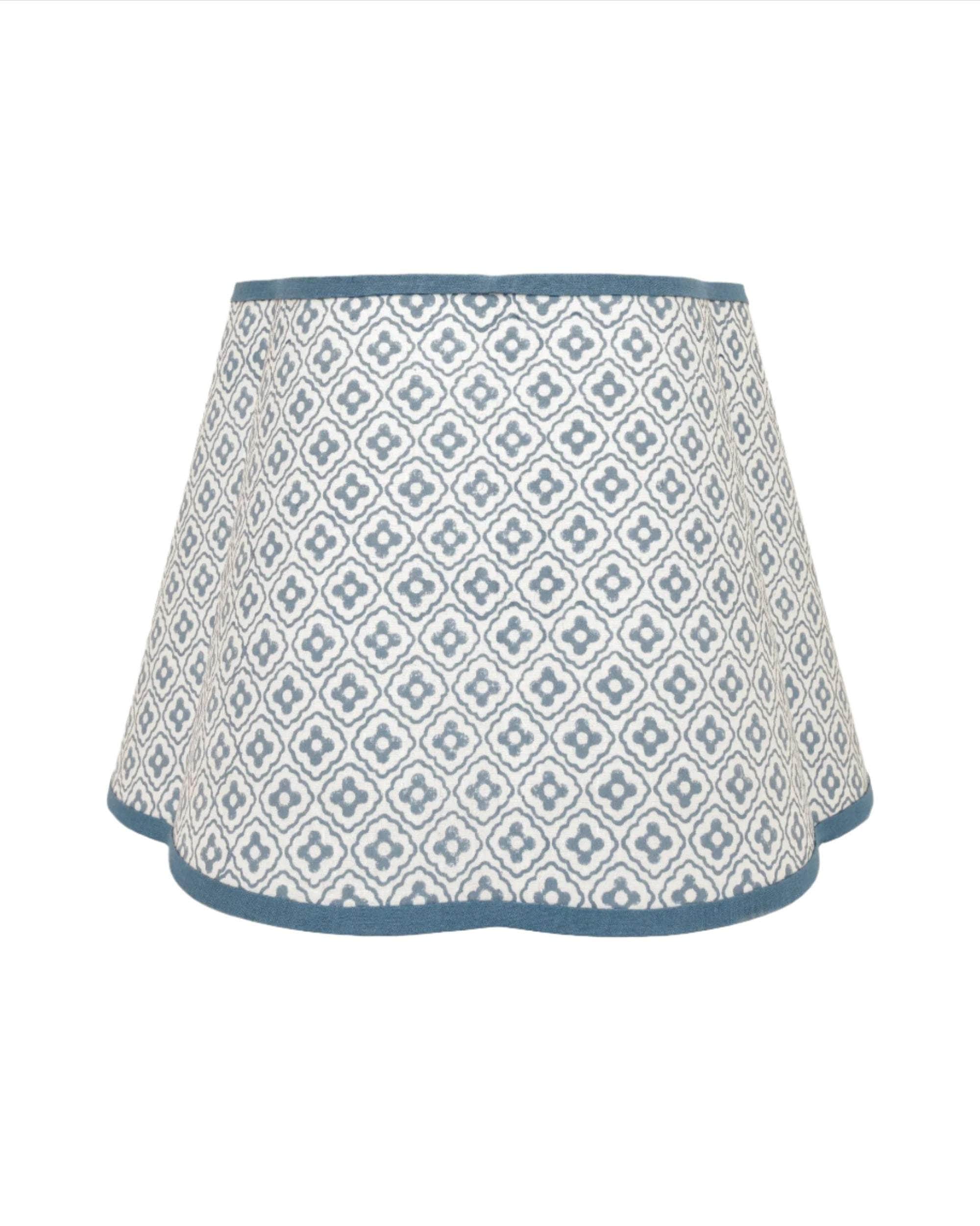 Scalloped Finestra Lampshade - Blue