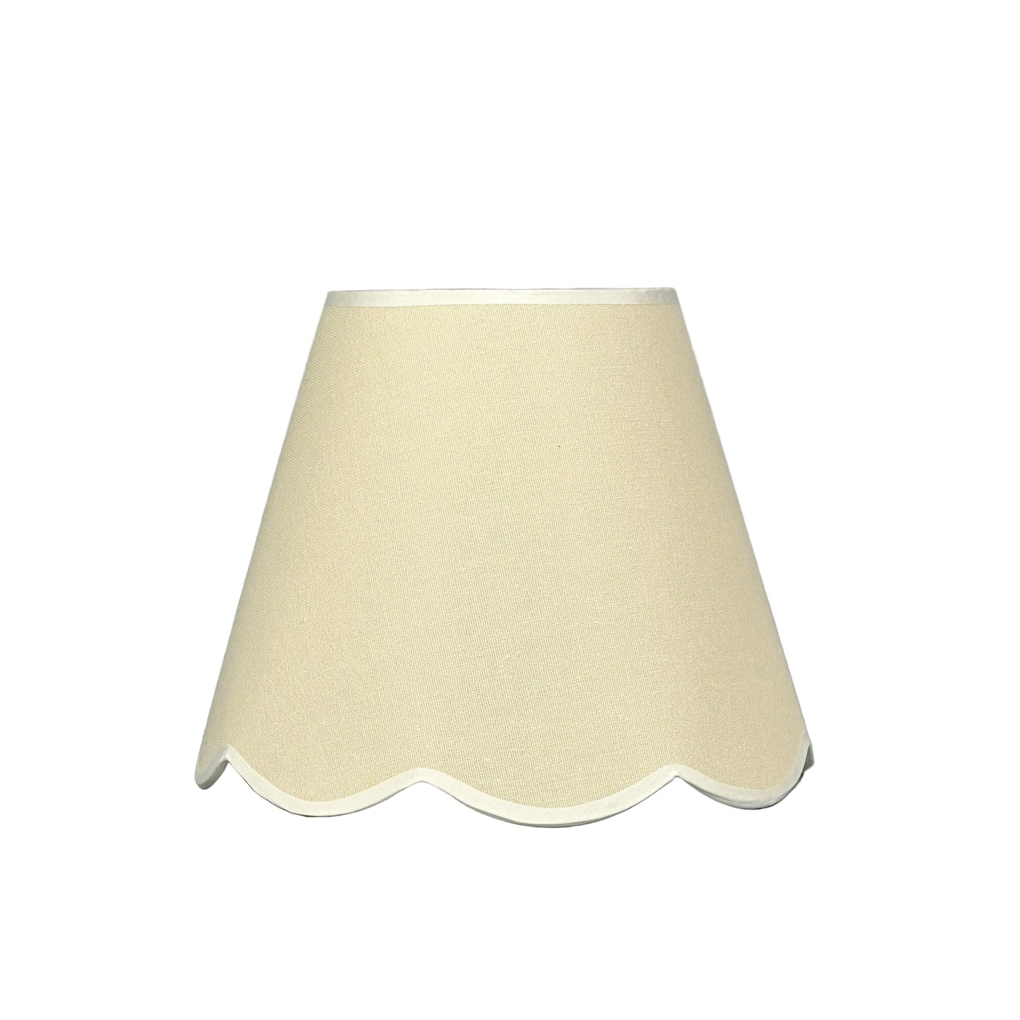 Lampshade White Scallop Large
