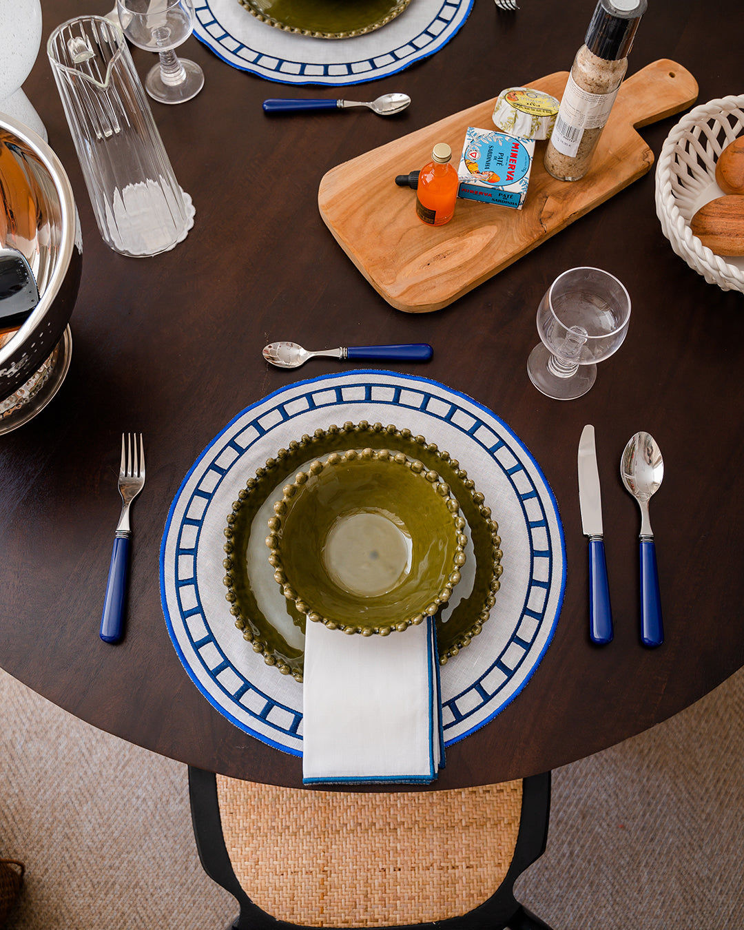 Marim Placemat, White with Blue