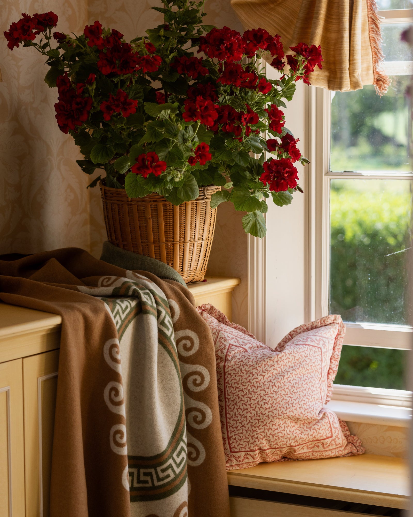 Onda Cashmere-Blend Blanket