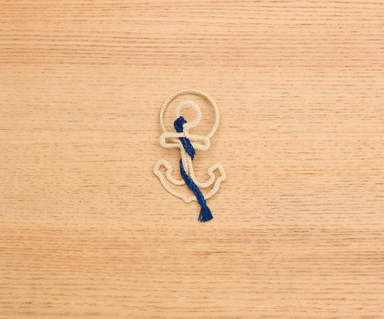 Nautical Anchor Napkin Rings – Coastal Table Decor, Handmade Raffia Napkin Holders, Set of 4 Blue and White Anchor Rings