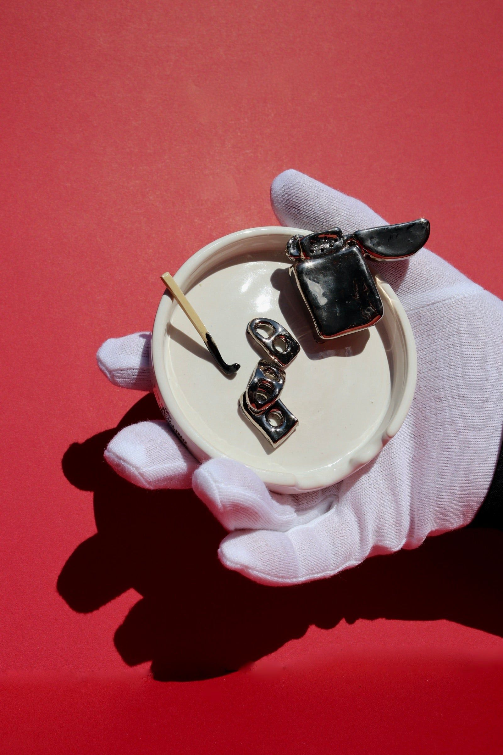 Flip or Strike Ashtray