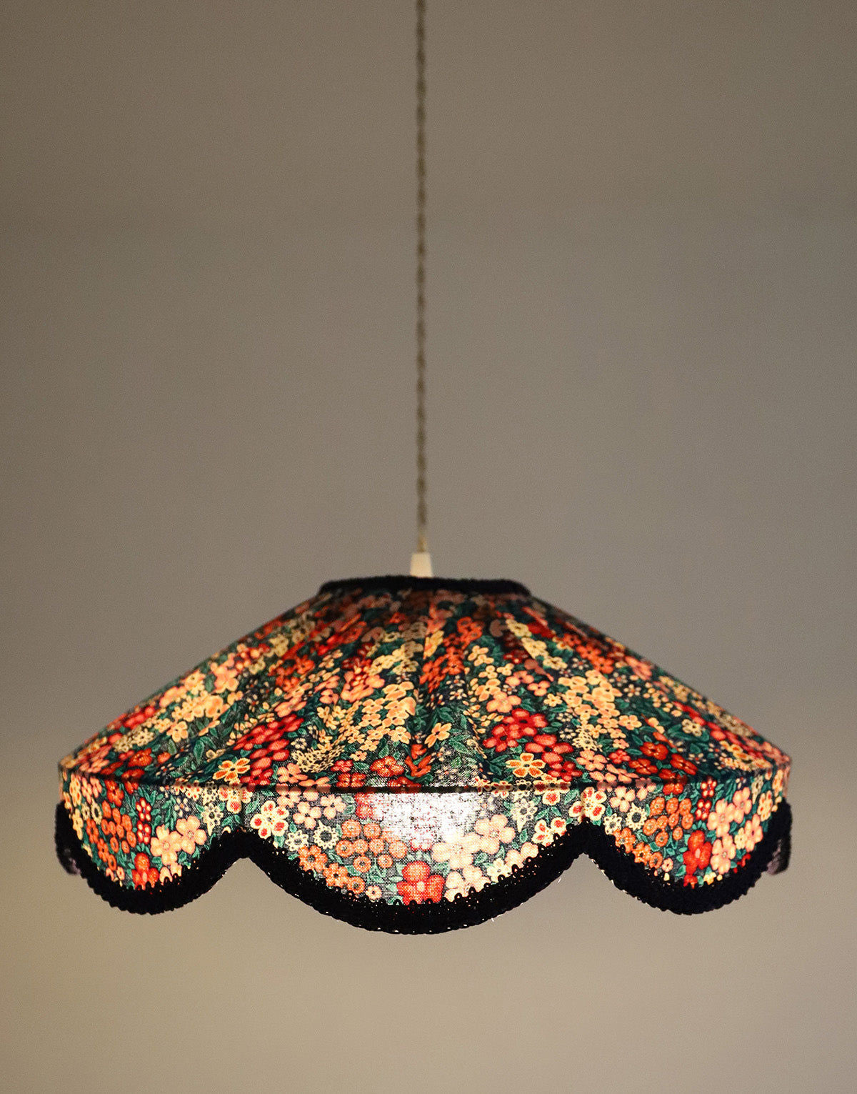 Floral-Shaped Pendant Light Cosette Printed “Mille Fleurs”