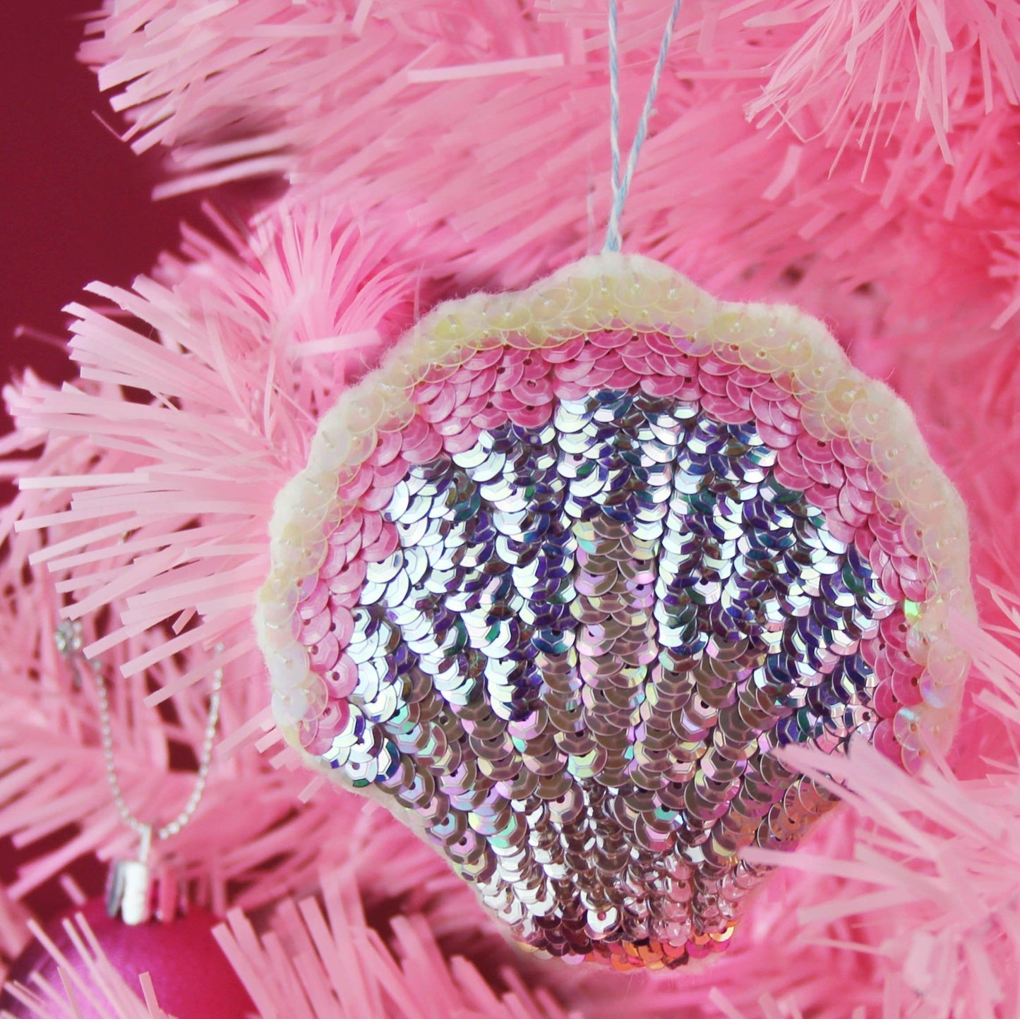 The Scallop Ornament