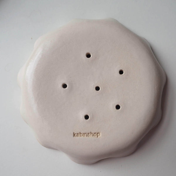 Handmade Pink Curvy Edge Ceramic Soap Dish