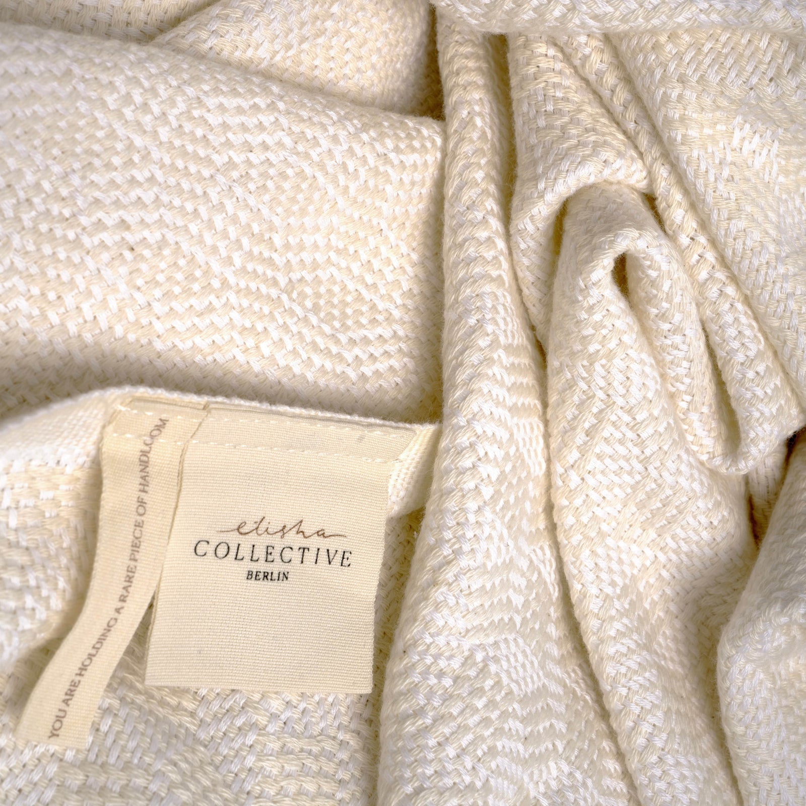 Modern Love Pure Cotton Bath Towel In Cream