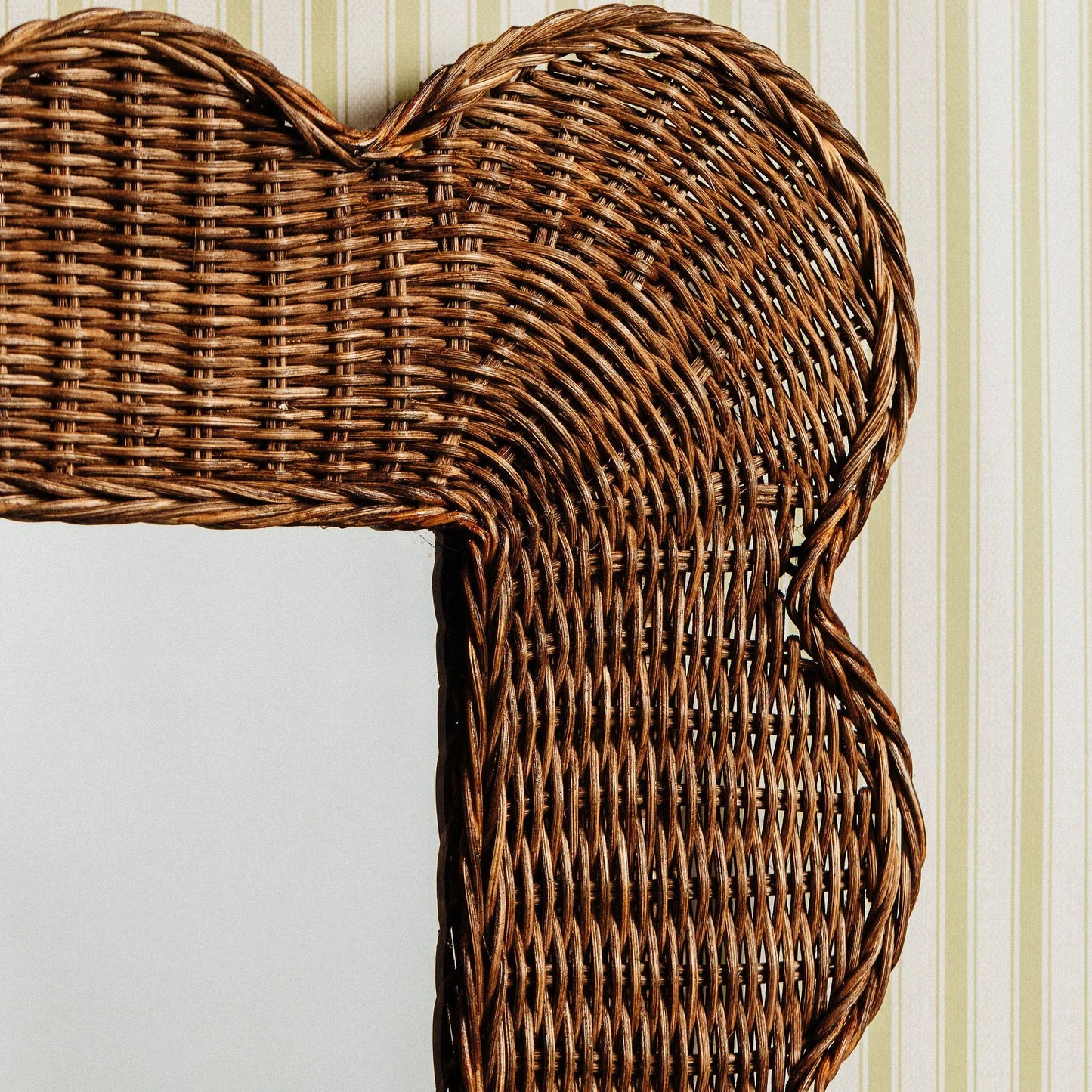 Mimi Scalloped Mirror Medium (Teak)