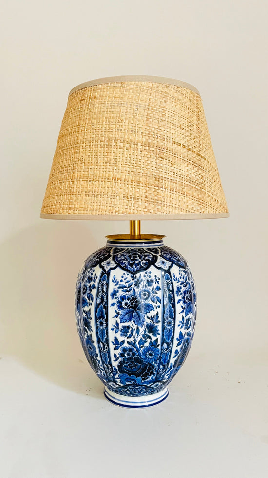 Antique Mini Delfia Lamp