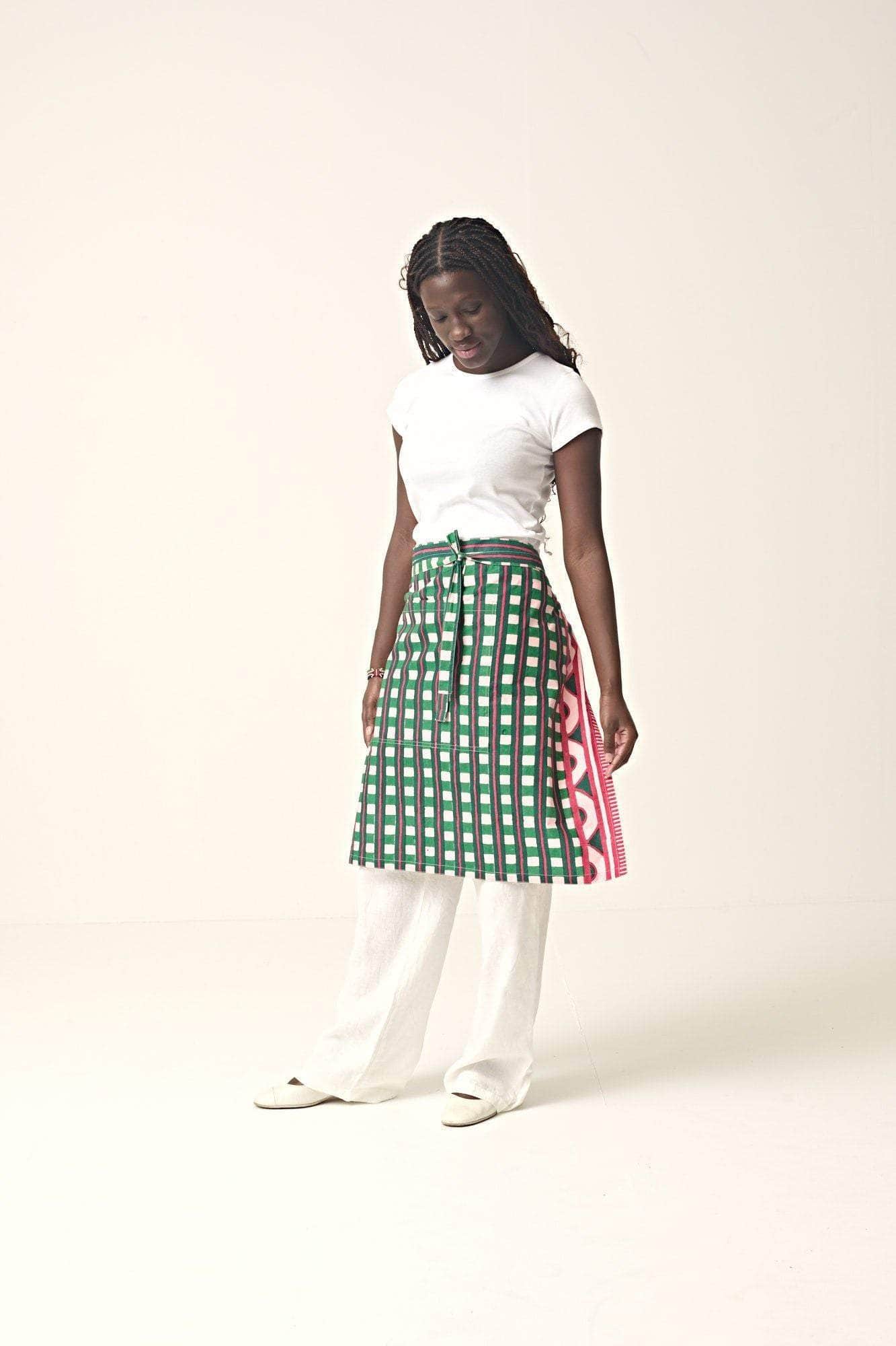 Mouron Apron