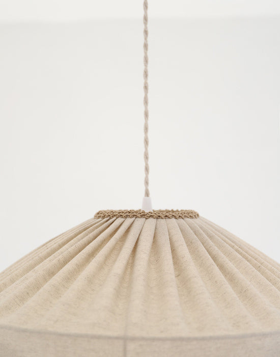 Floral-Shaped Pendant Light Solid Cosette “Classic”