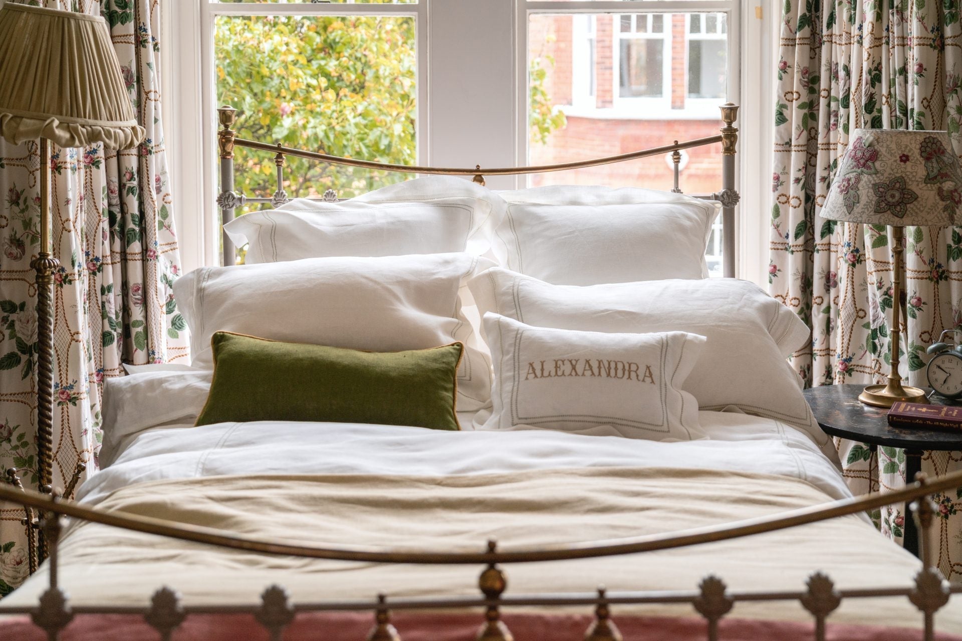 Pillowcase Hemstitch Botanical Green