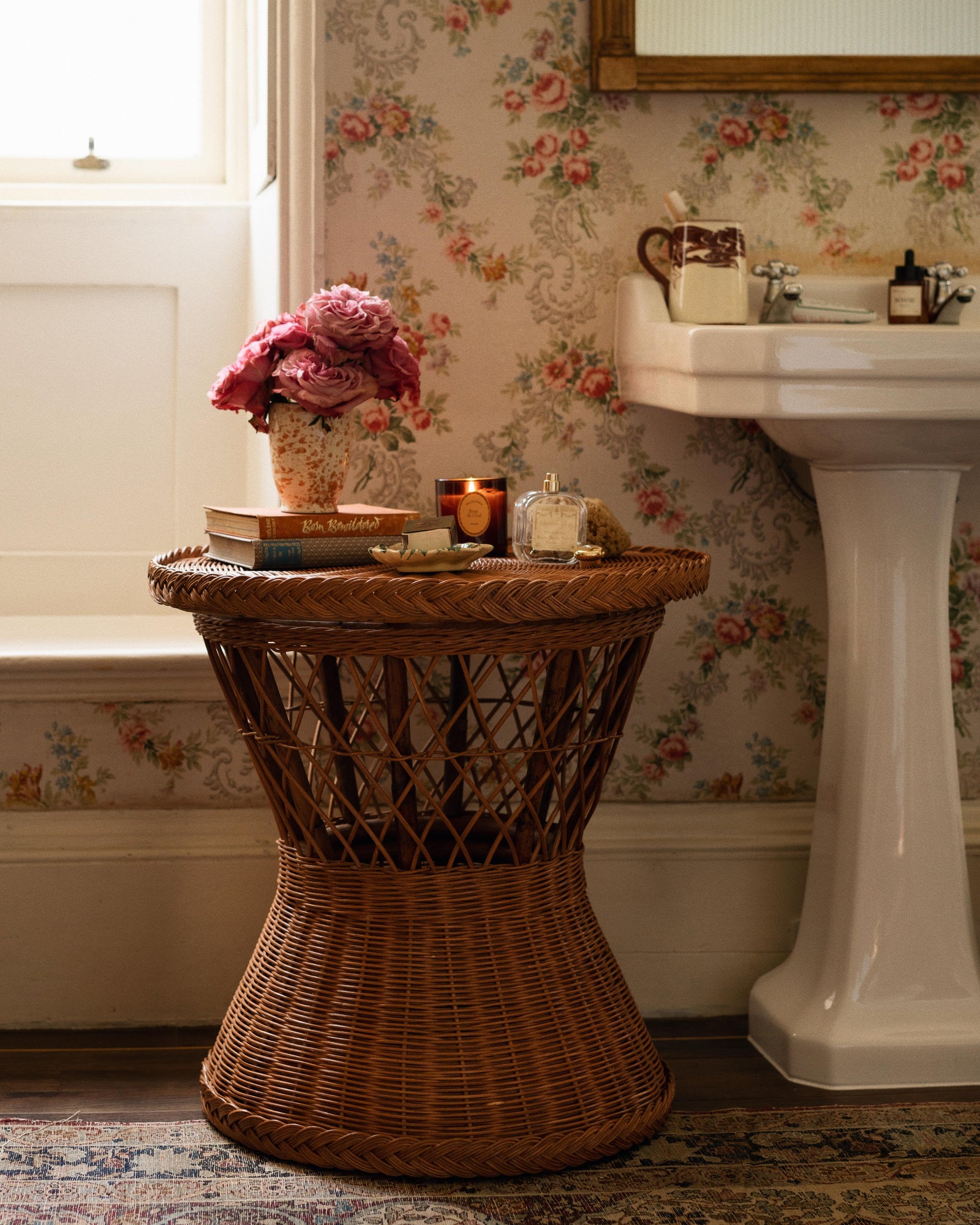 Aperitivo Side Table