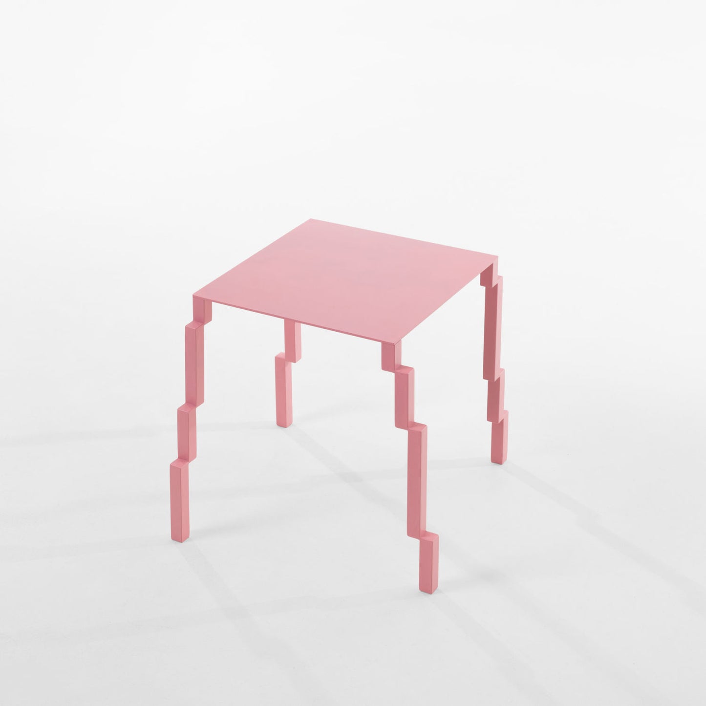 Bug 4040 - Side Table