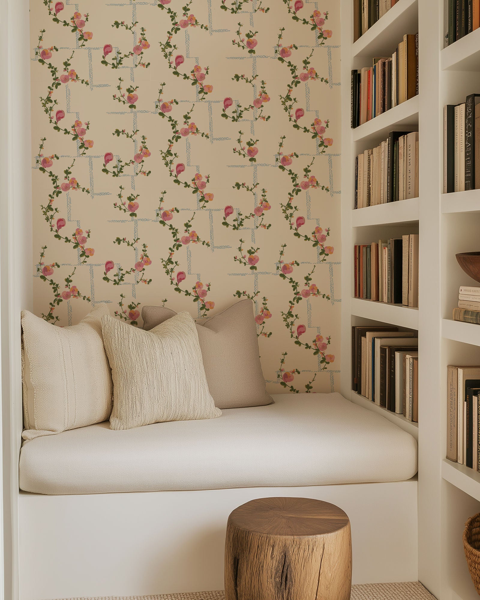 Coco - Wallpaper - Pink on Beige