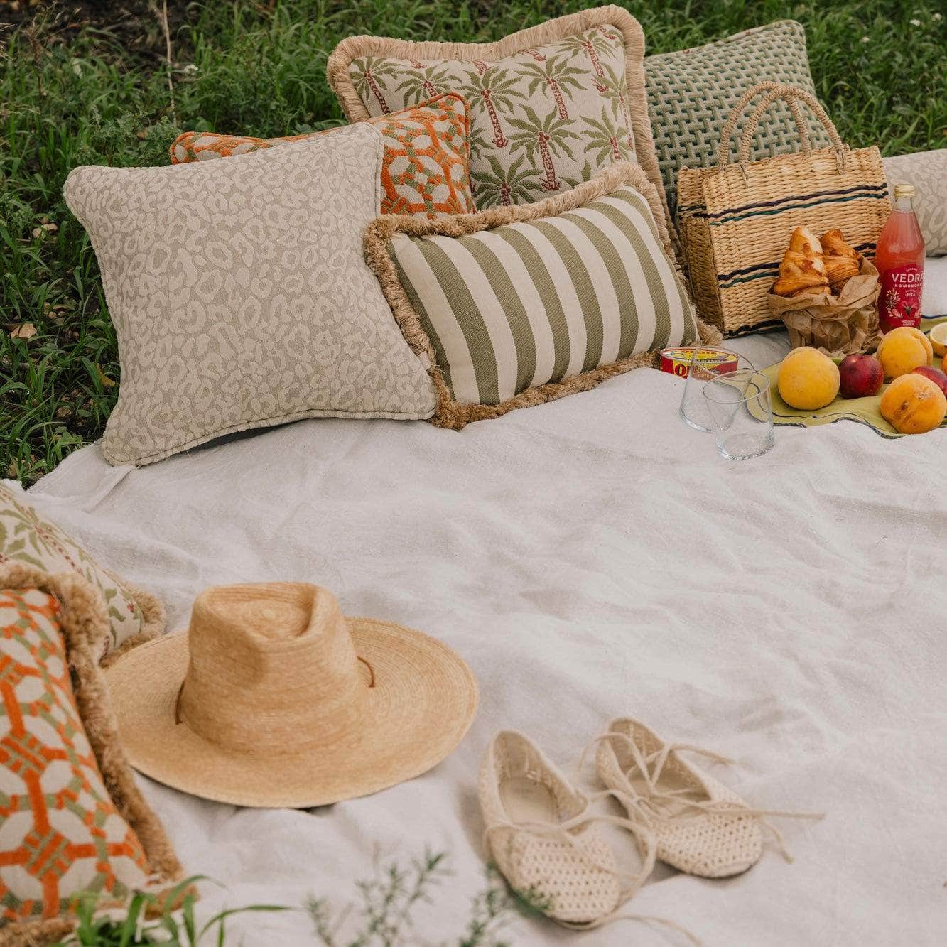 Cushion Maya Sand & Ecru