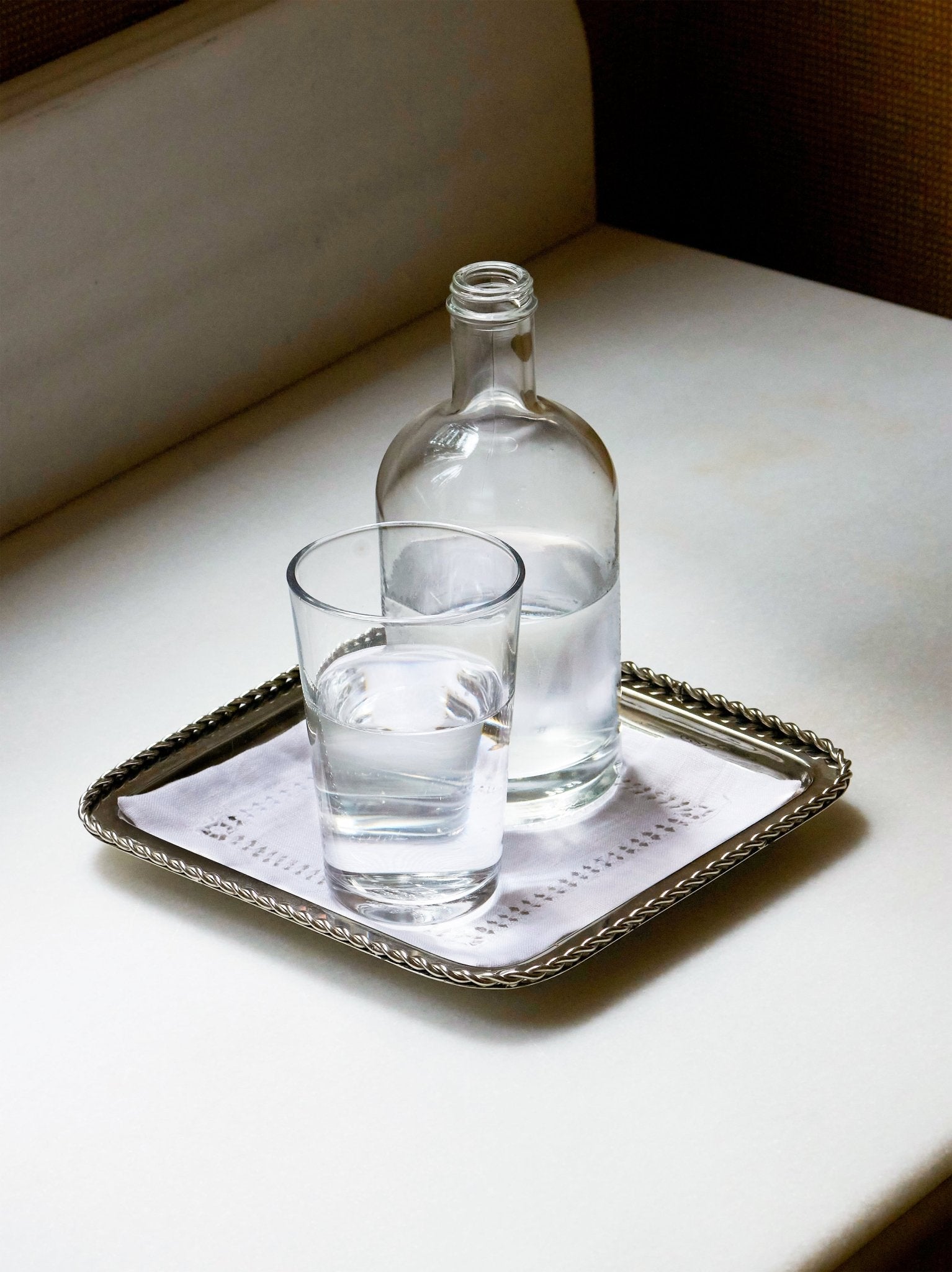 Twirl Tray Big with Linen Napkin