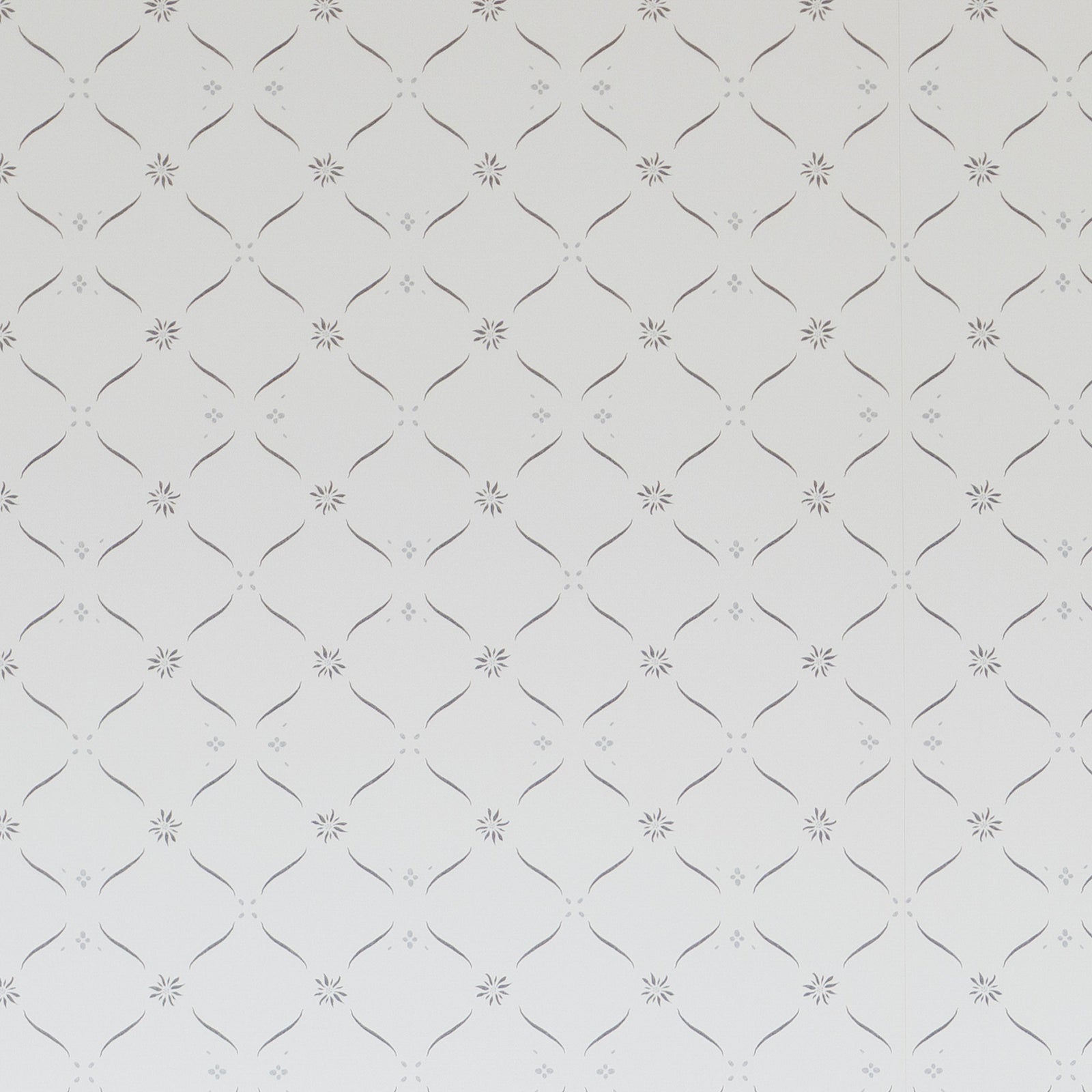 Edelweiss Trellis Wallpaper - Loden and Bryony Blue on White