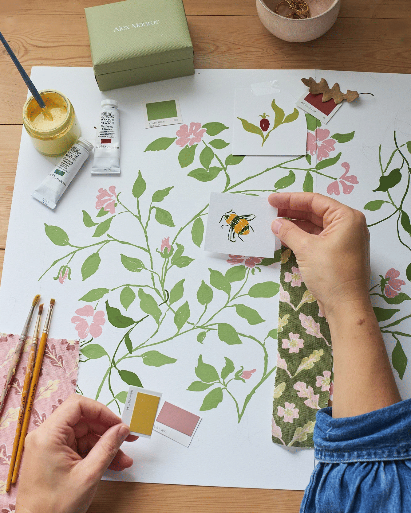 Wild Rose Wallpaper - Peridot