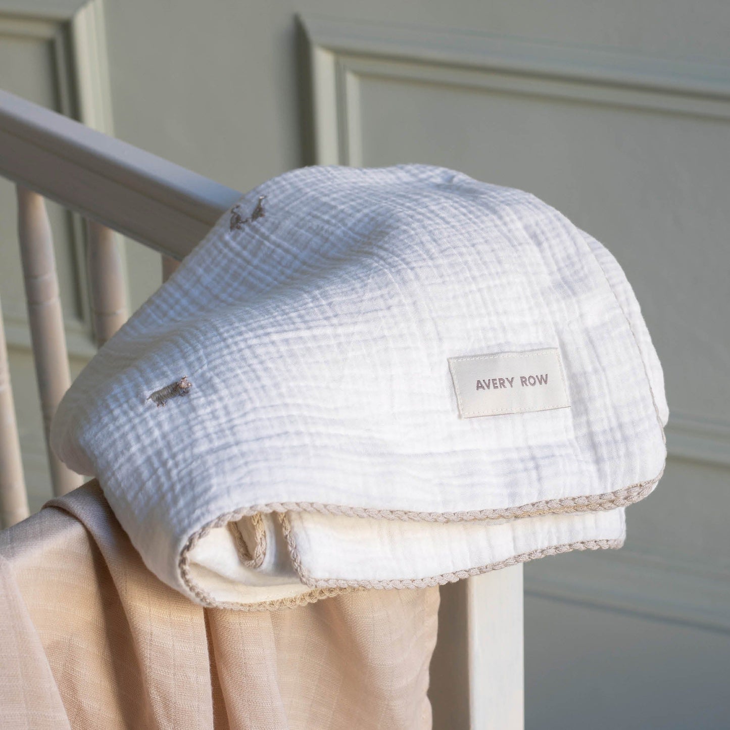 Embroidered Muslin Blanket - Little Farm