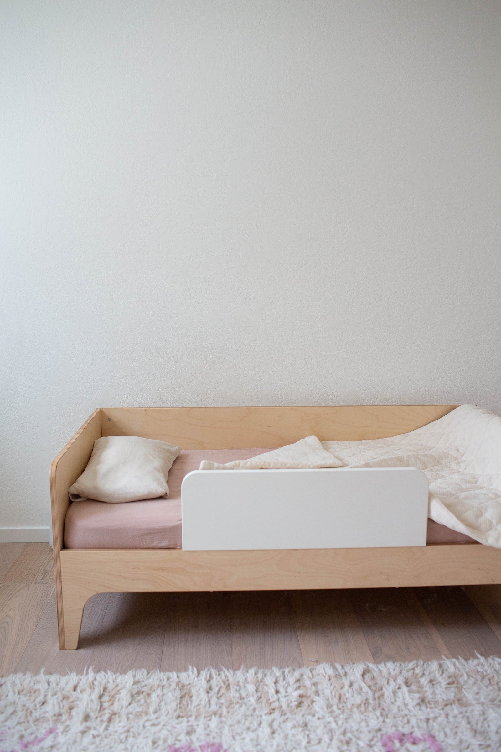 Soft Crib Sheet – Rose