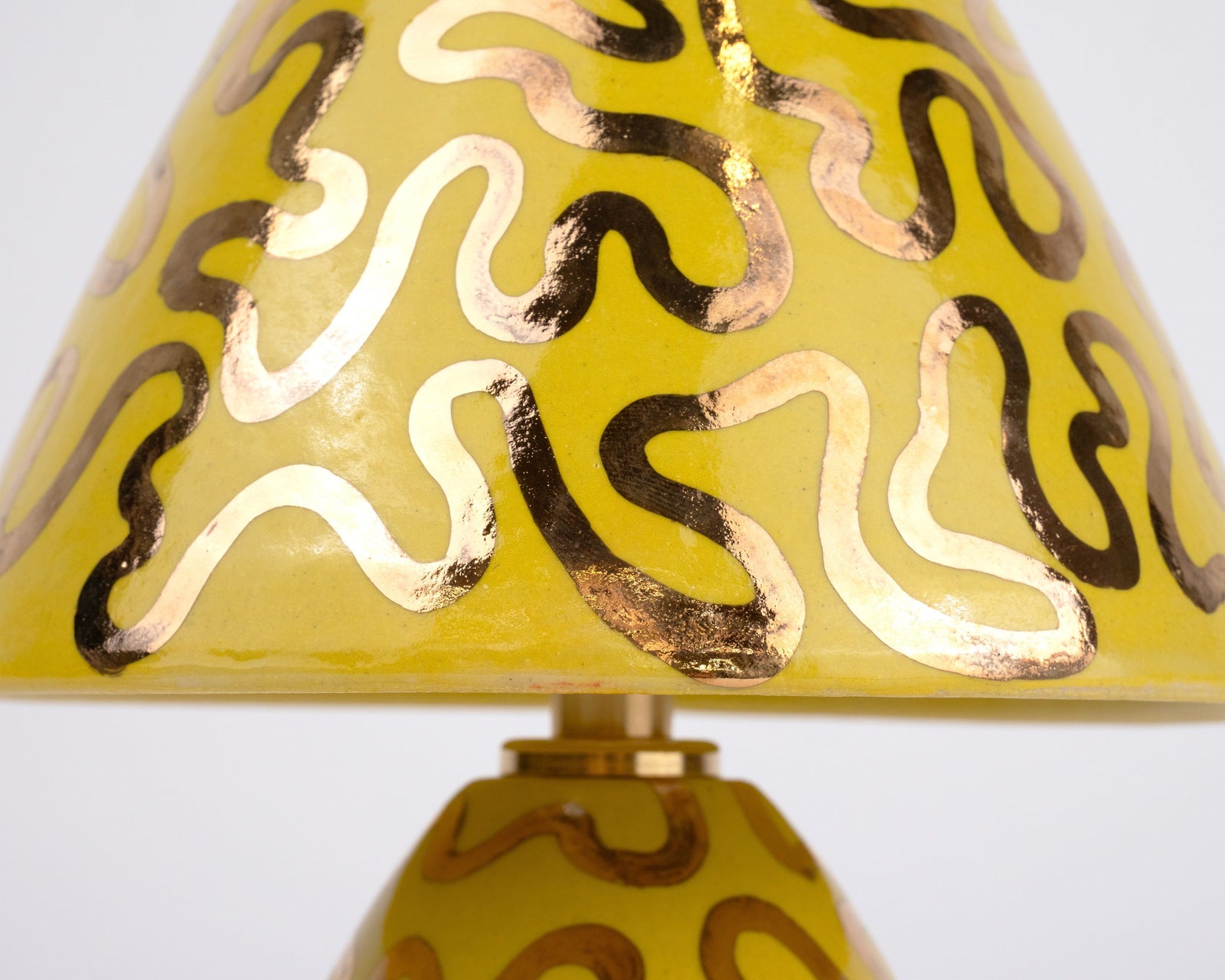 'Wiggle' Table Lamp - Yellow & Gold