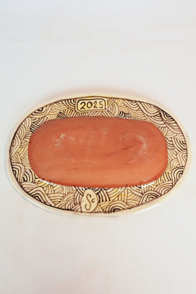 Oval Bee Dish