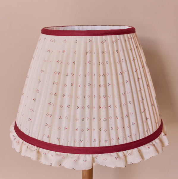 Minni Fabric - Alpine Green and Soft Red on White