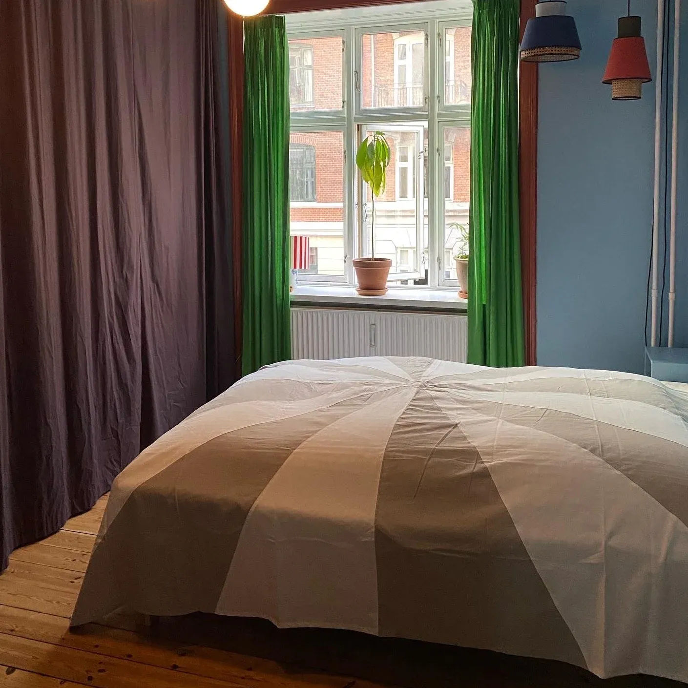 Blanket - Ivory Circus