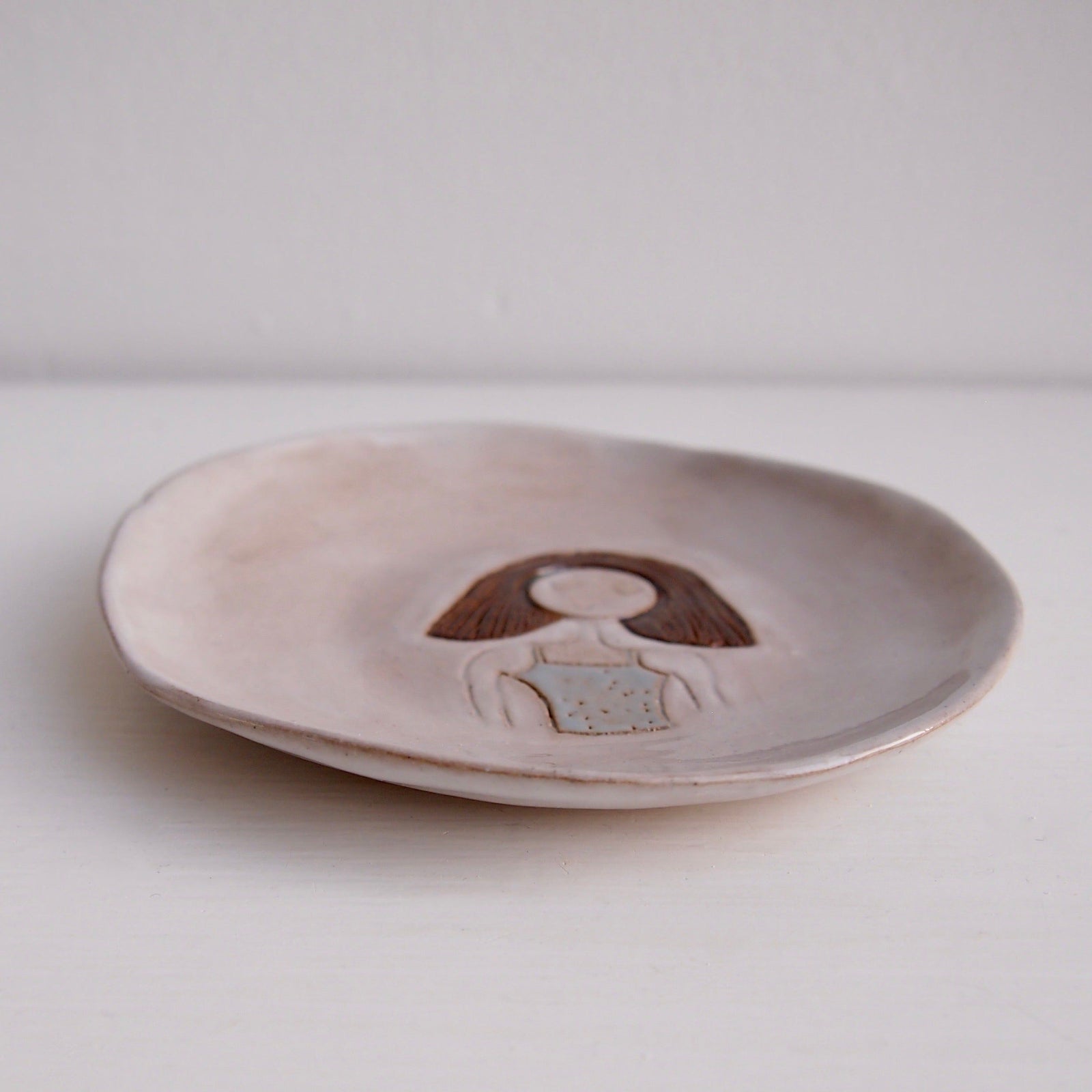 Brown Bob Hair Girl Mini Pottery Face Ring Dish / Plate