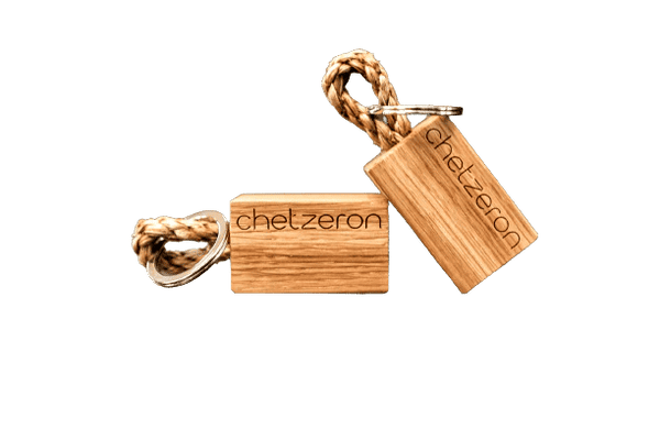 Oak Chetzeron Keyring
