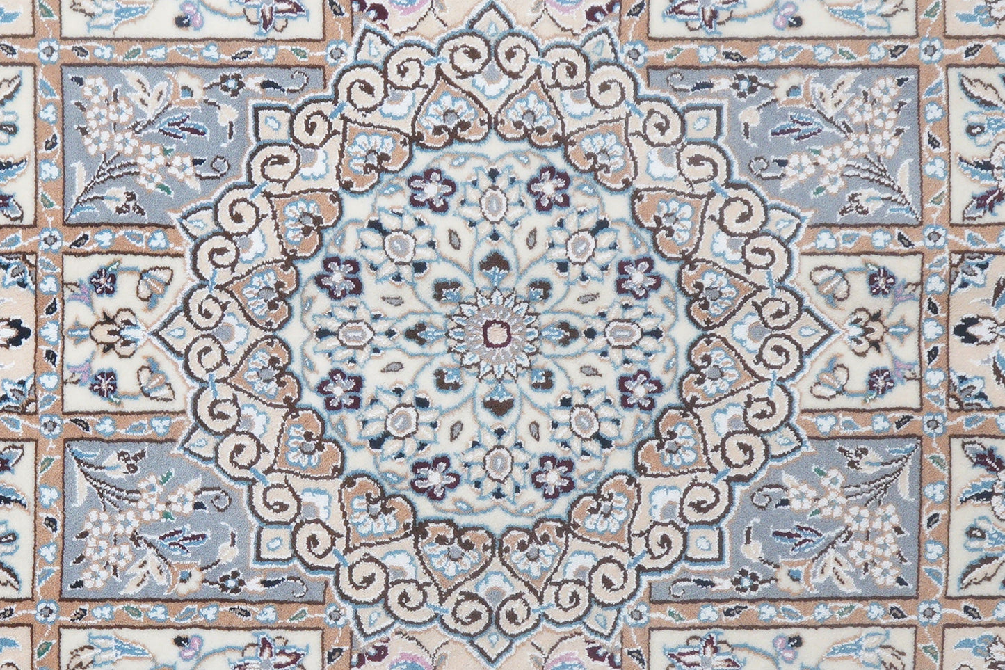 Nain La Kelim Rug
