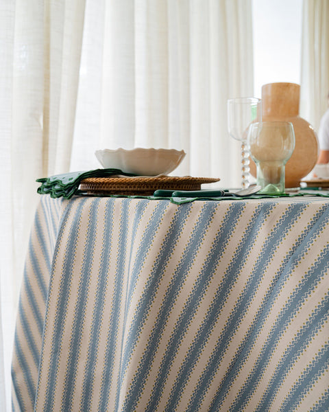 Atlântica Blue Printed Tablecloth in 100% Cotton