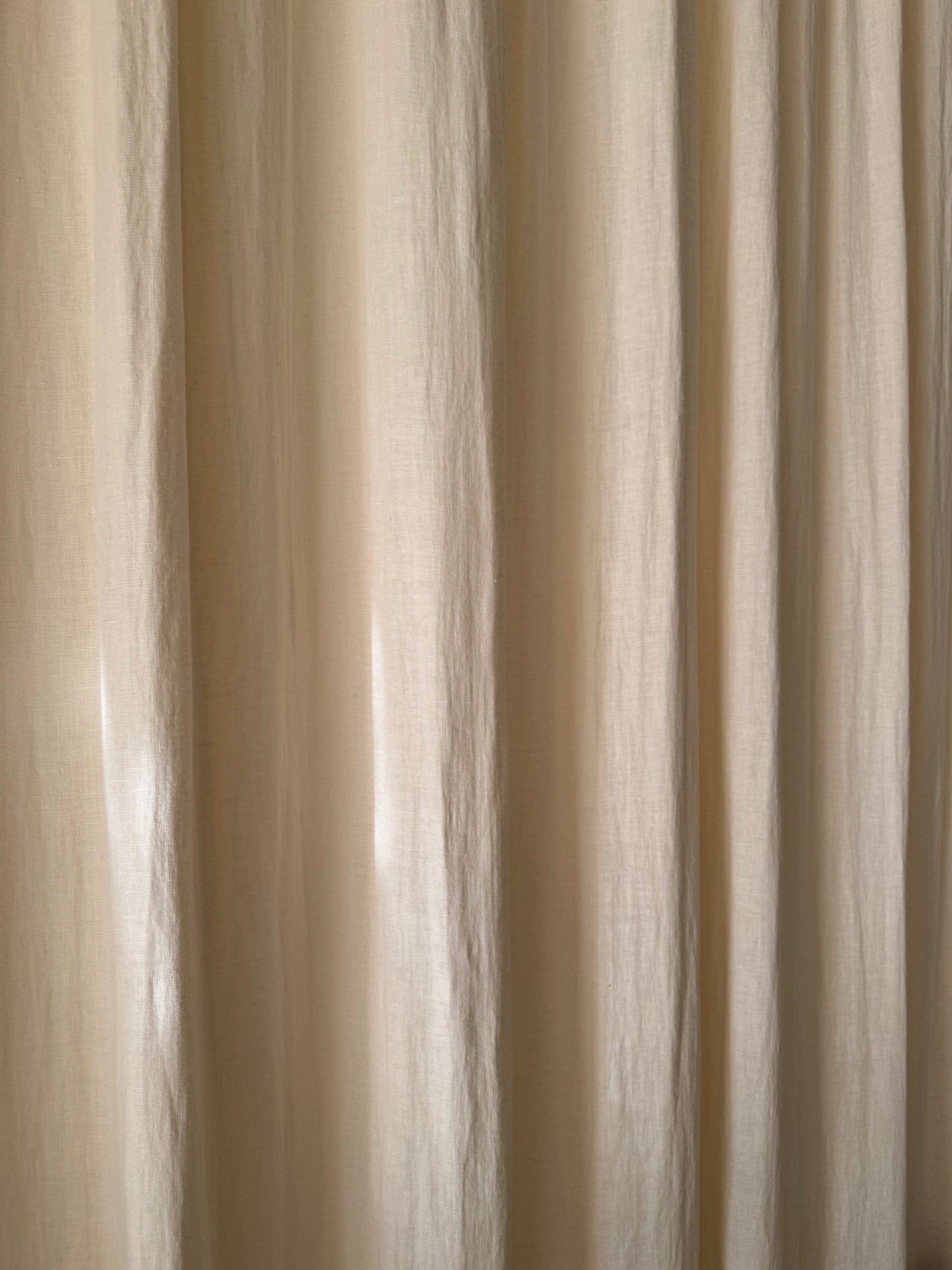 Hanbury Laundered Linen - Vellum