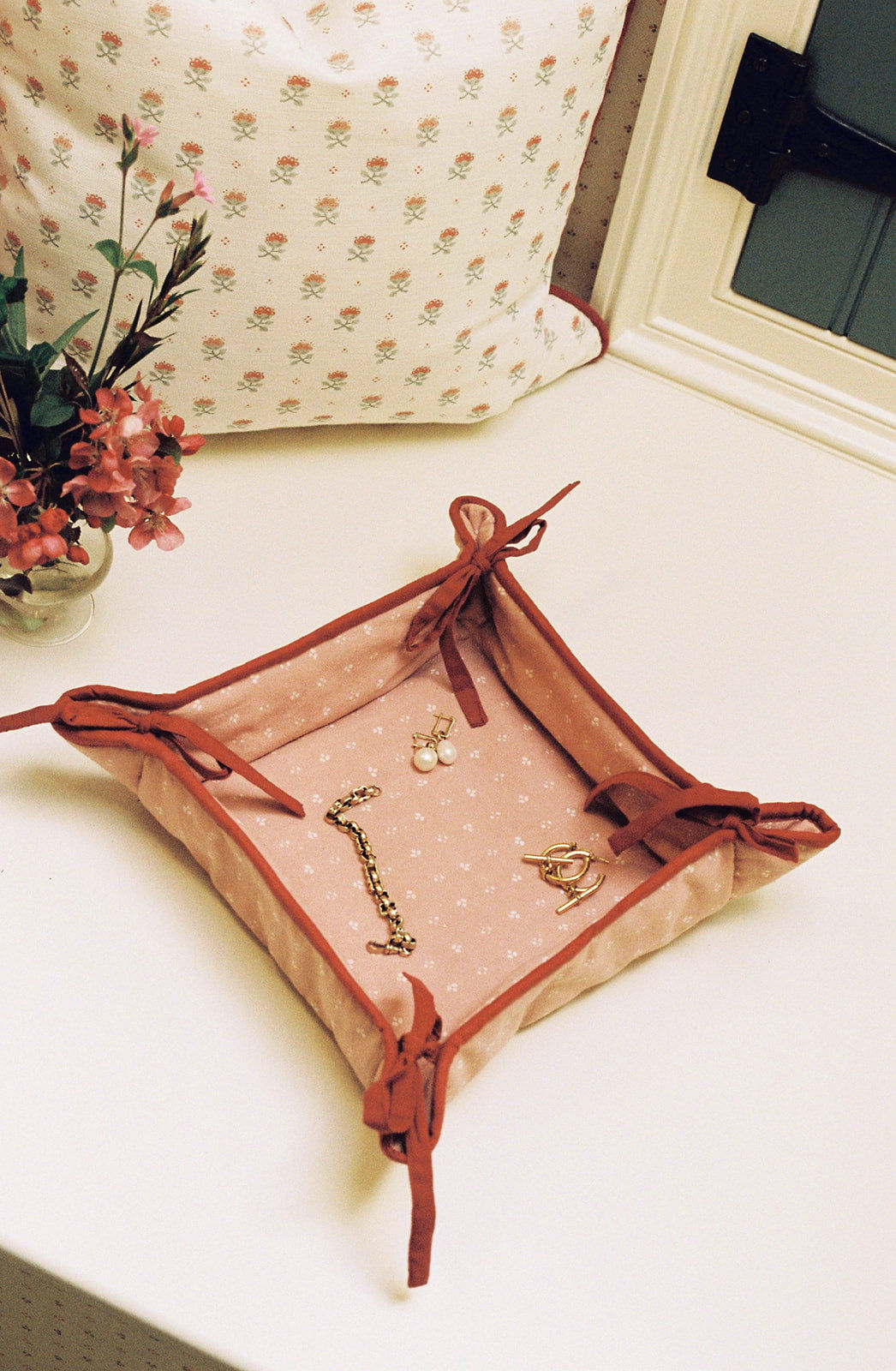 Basket Tray - Faded Red