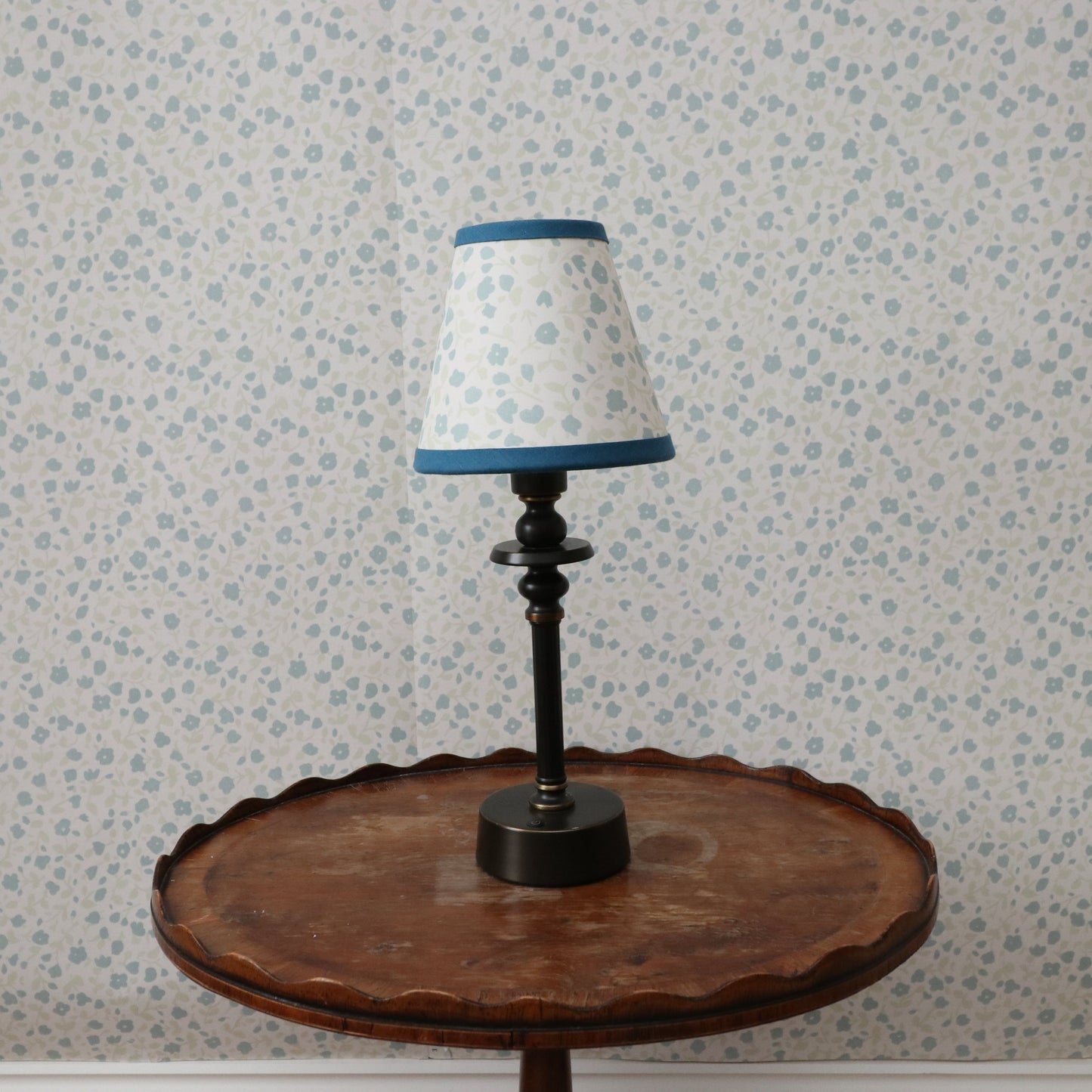 Lampshade - Small Clip-On Blossom Pale Sage With Blue Trim
