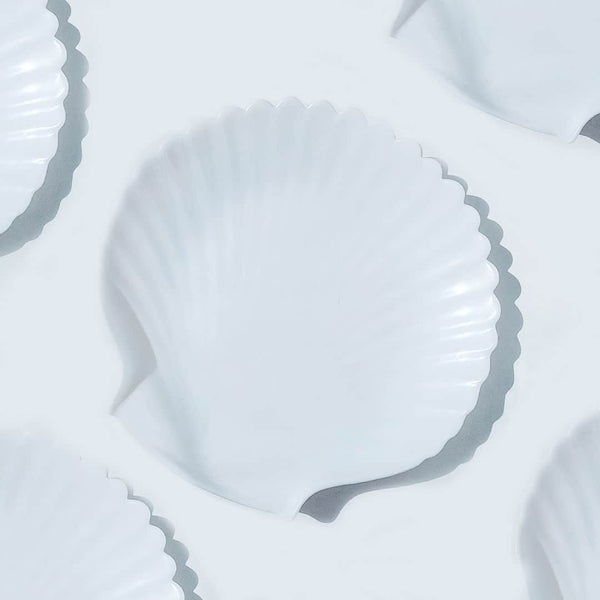 Set of Four Small Opaline Shell Plates