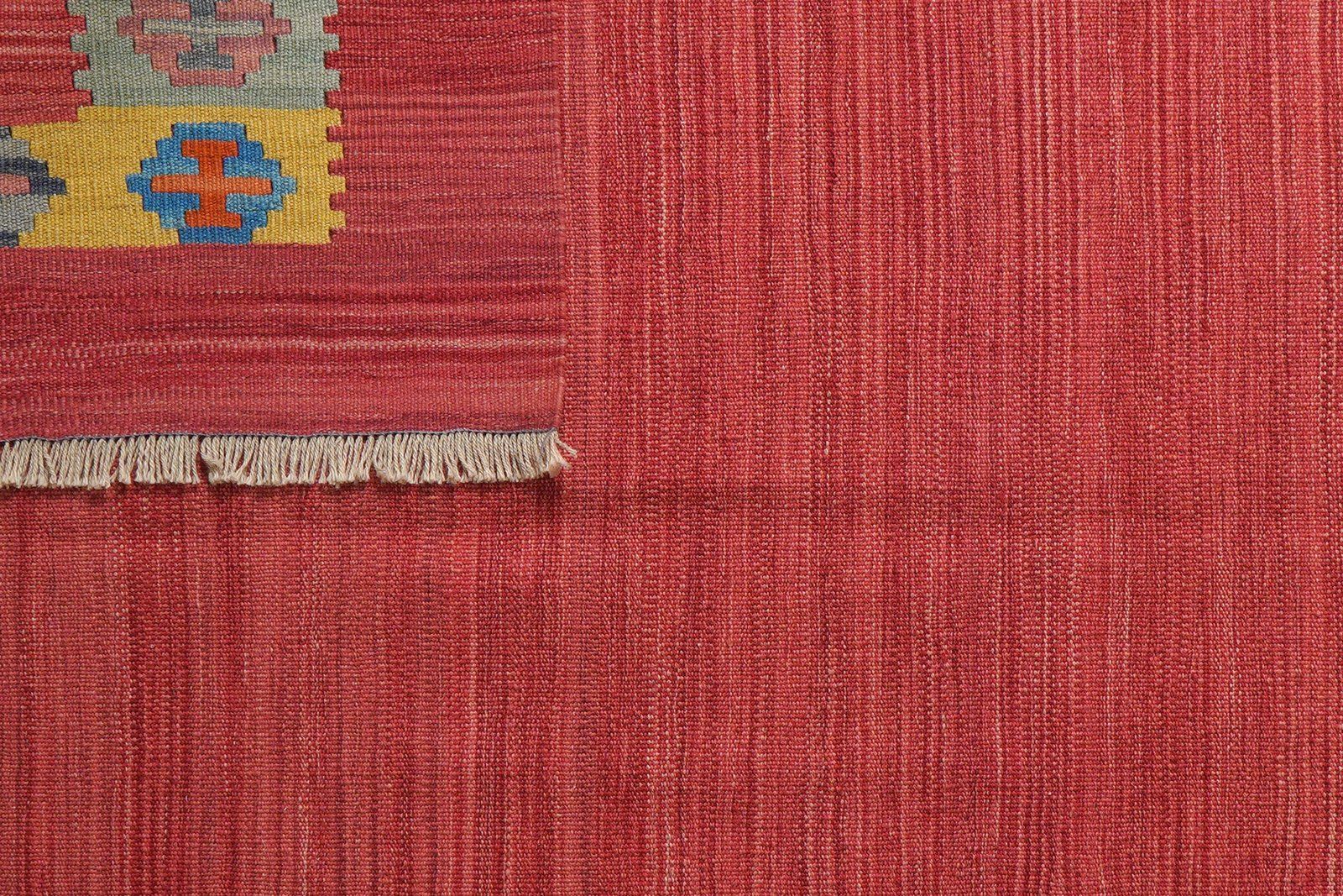 Gashgai Kilim · Hand-woven – Red, 201x160 cm