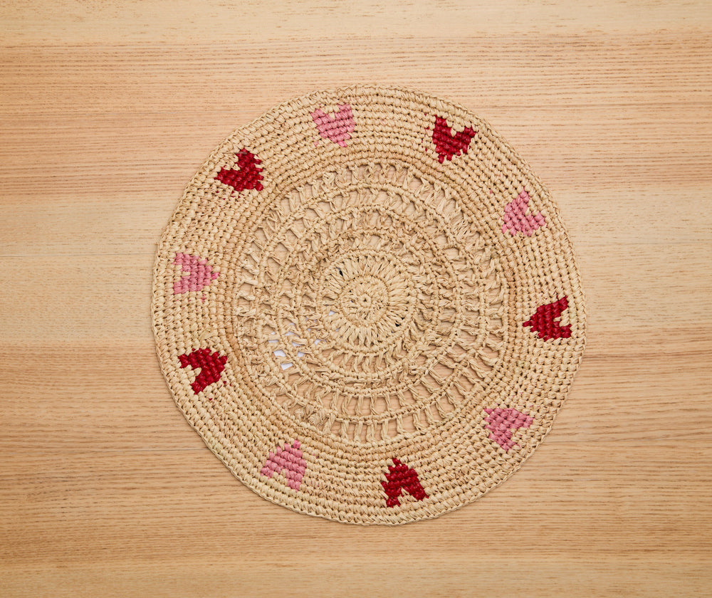 Handwoven Heart Raffia Placemat – Artisan Table Décor with Red & Pink Hearts