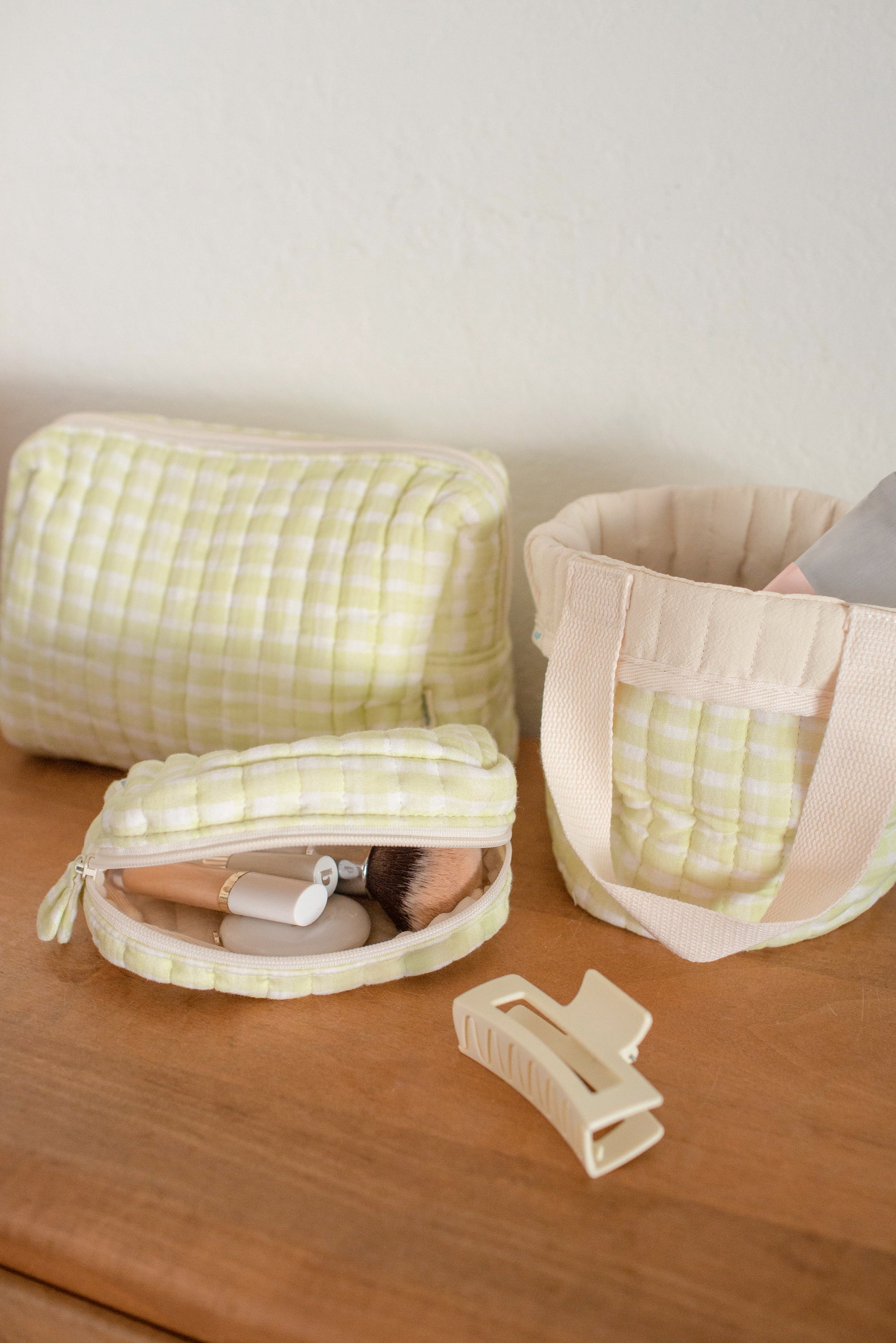 Soft Loaf Pouch – Pistachio