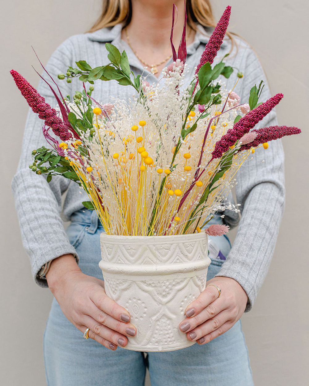 Felicidade Jug (Includes Dried Flowers)