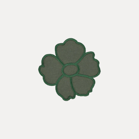 Daisy Coaster/Bread Mat, Green