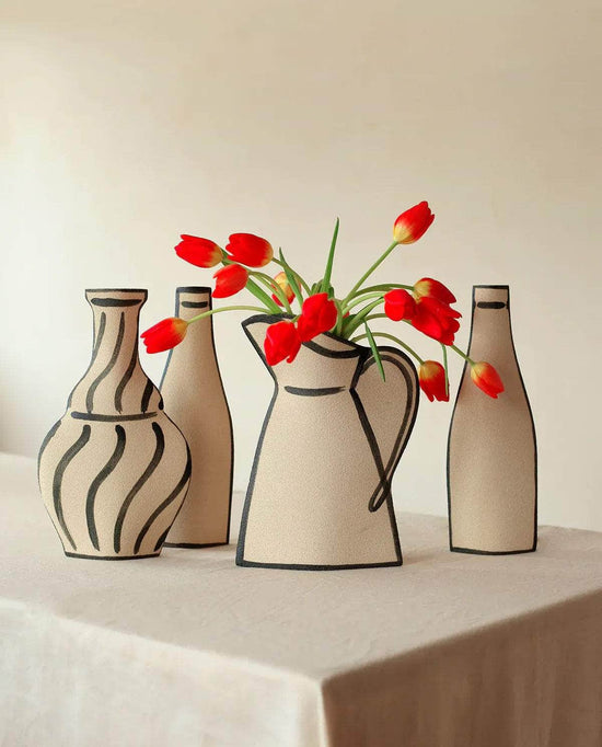 Ceramic Vase ‘Morandi Pitcher - Black’