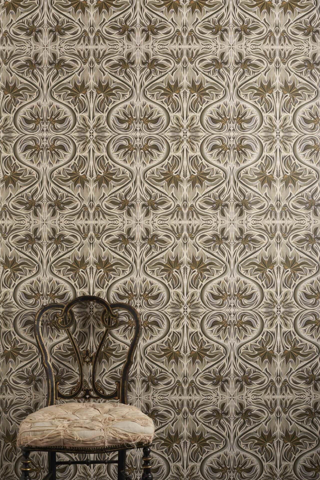 Vittoria Warm Wallpaper