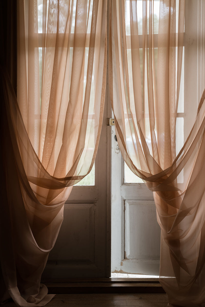 Curtain Hotel Sheer Soft Rouge