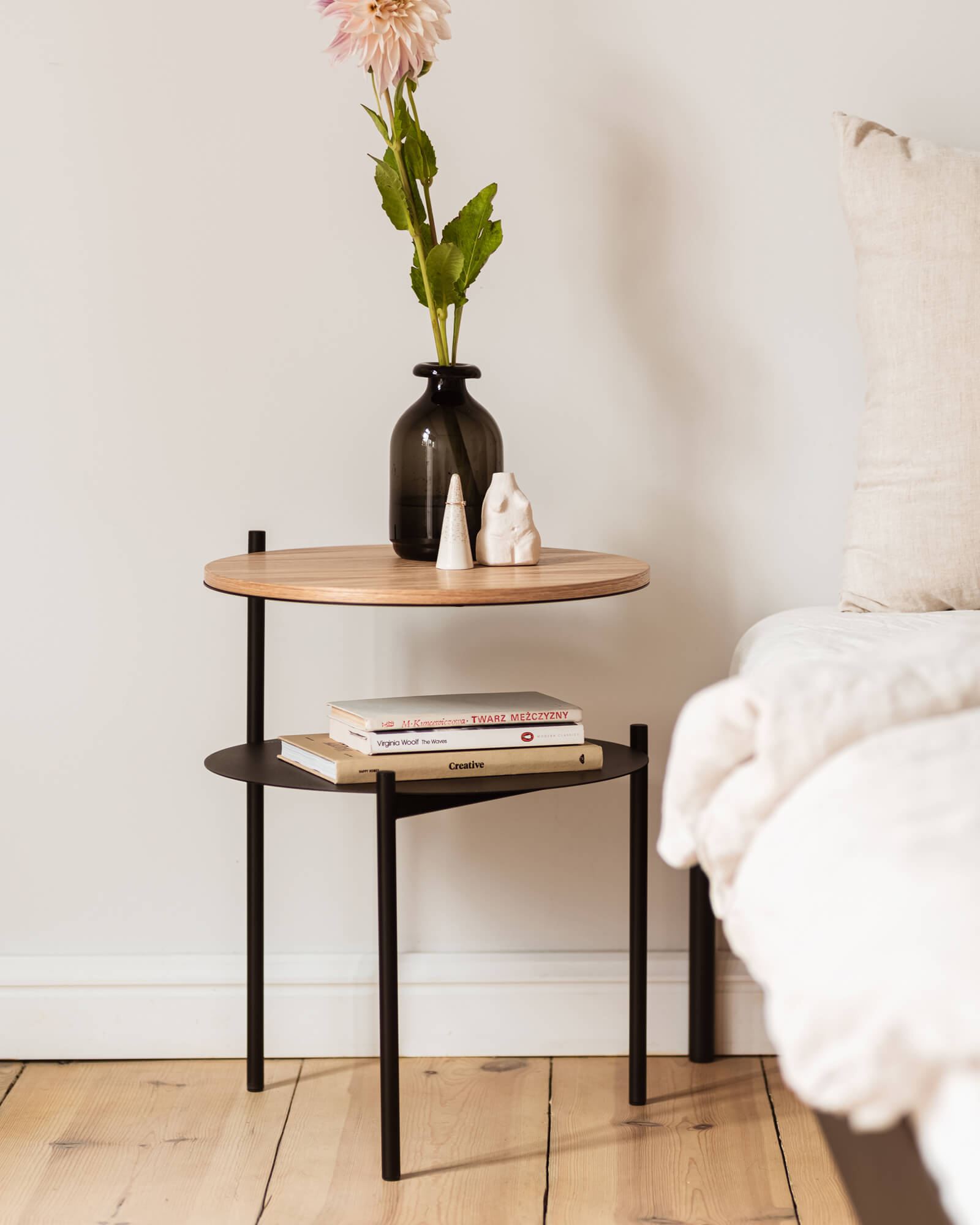 Tu Bedside Table