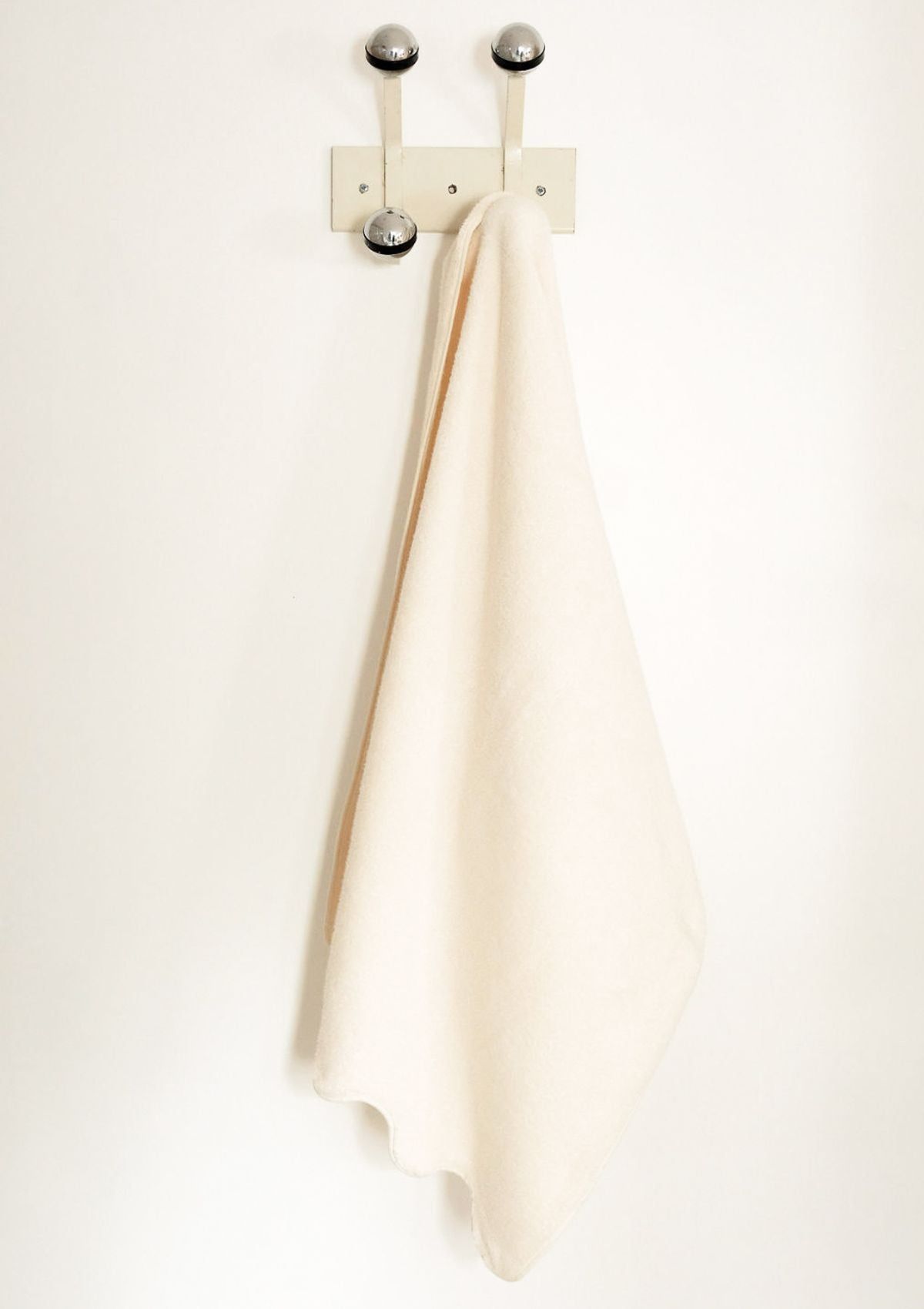 Ivory Cotton Wavy Hand Towel