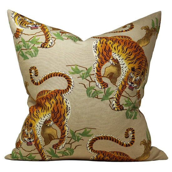 Alioth Pillow