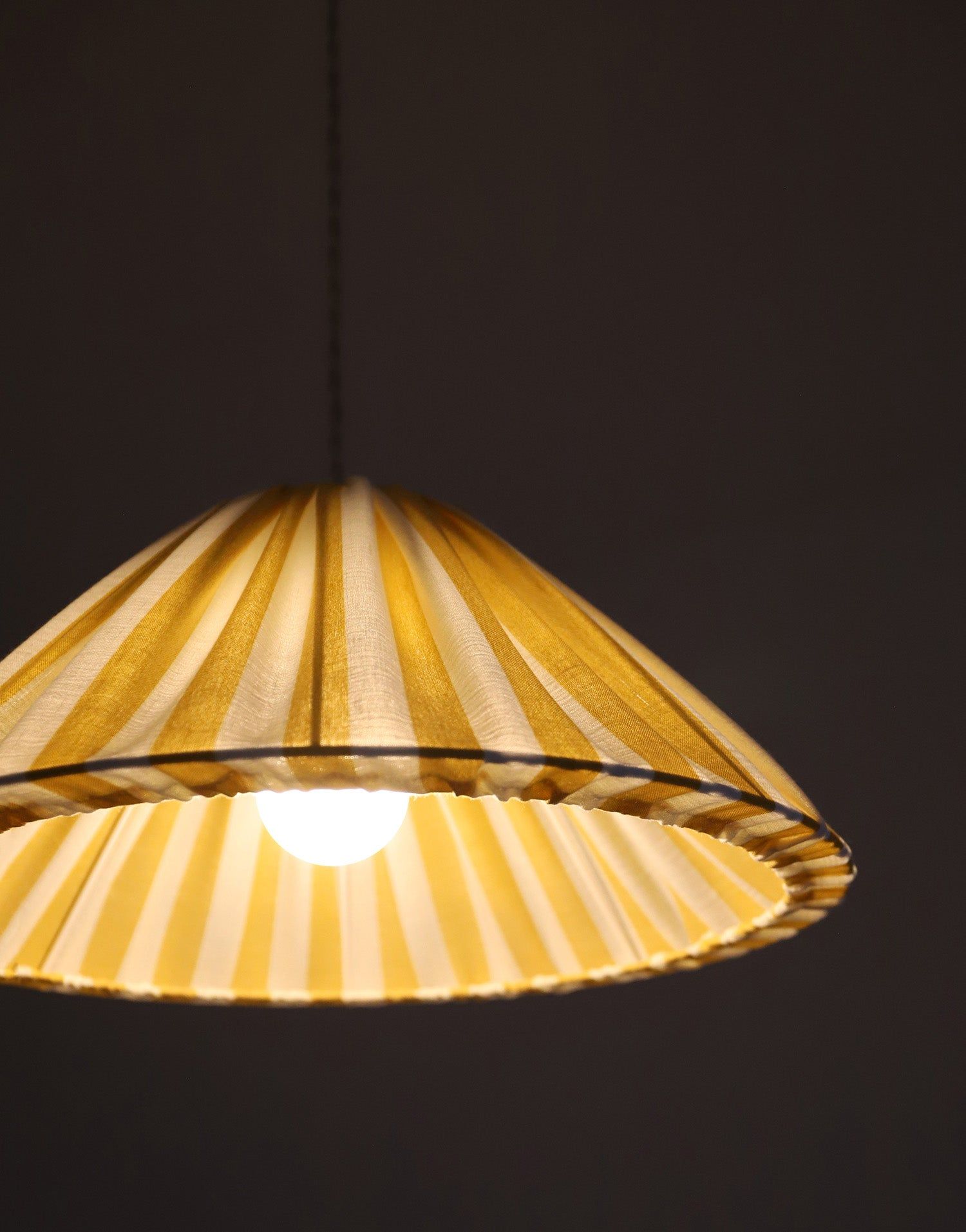 Conical Pendant Light Striped Malala “Rayures”