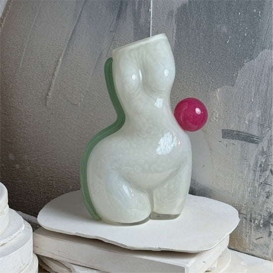 FUTURA Air Vase