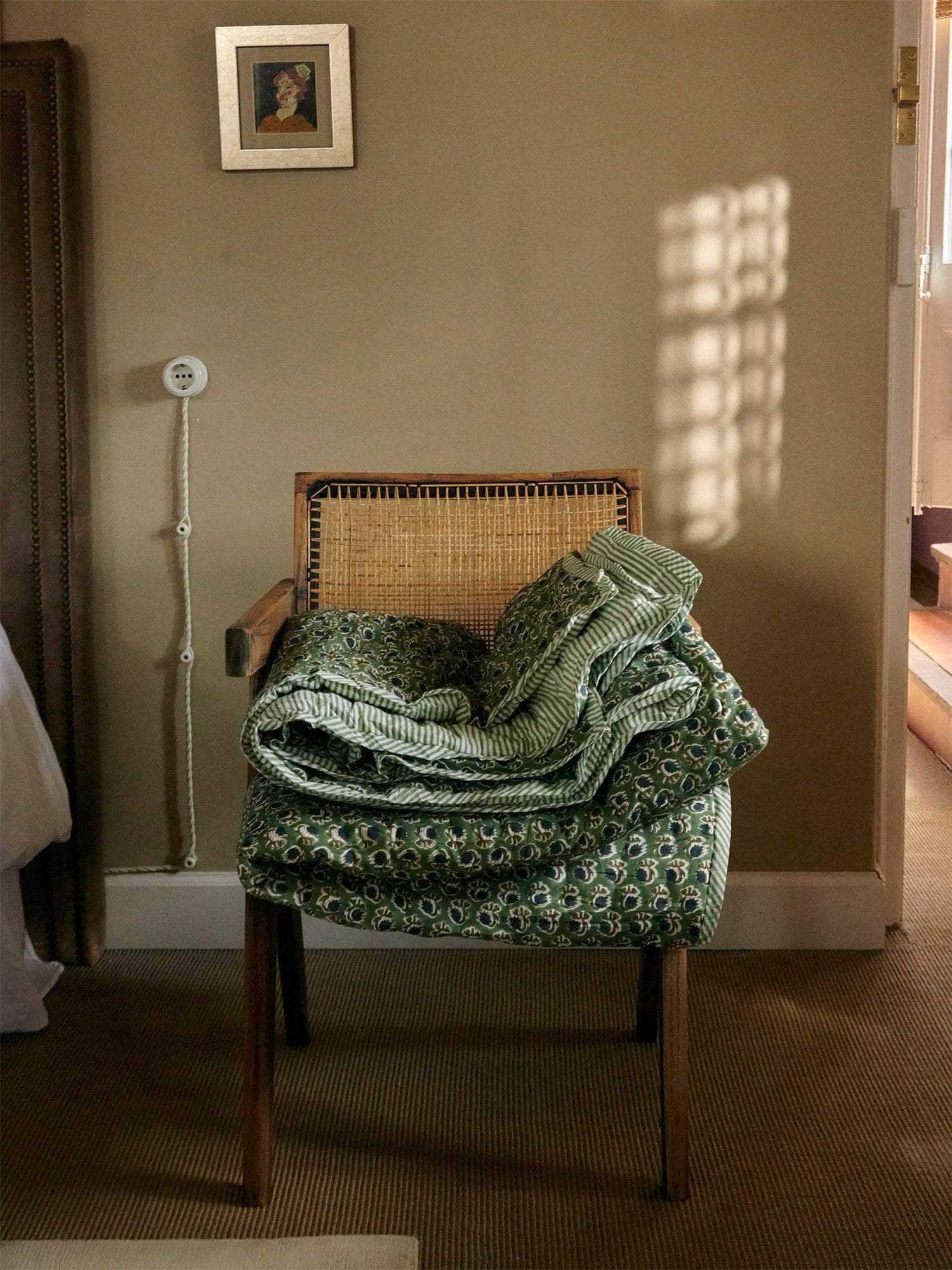 Quilt Cotton Basil Green Prints